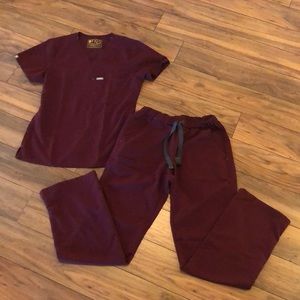 Figs Scrub Pants- S- Burgundy